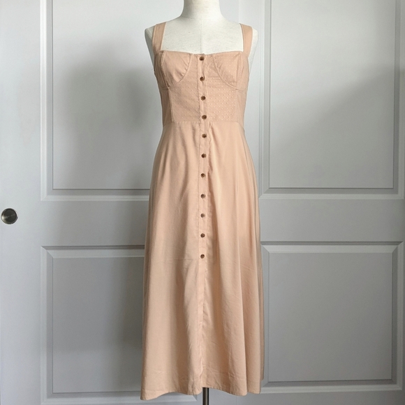WeWoreWhat Dress Midi Sweetheart Neckline Swiss Dot Button Front Maple L NWT - Picture 1 of 16
